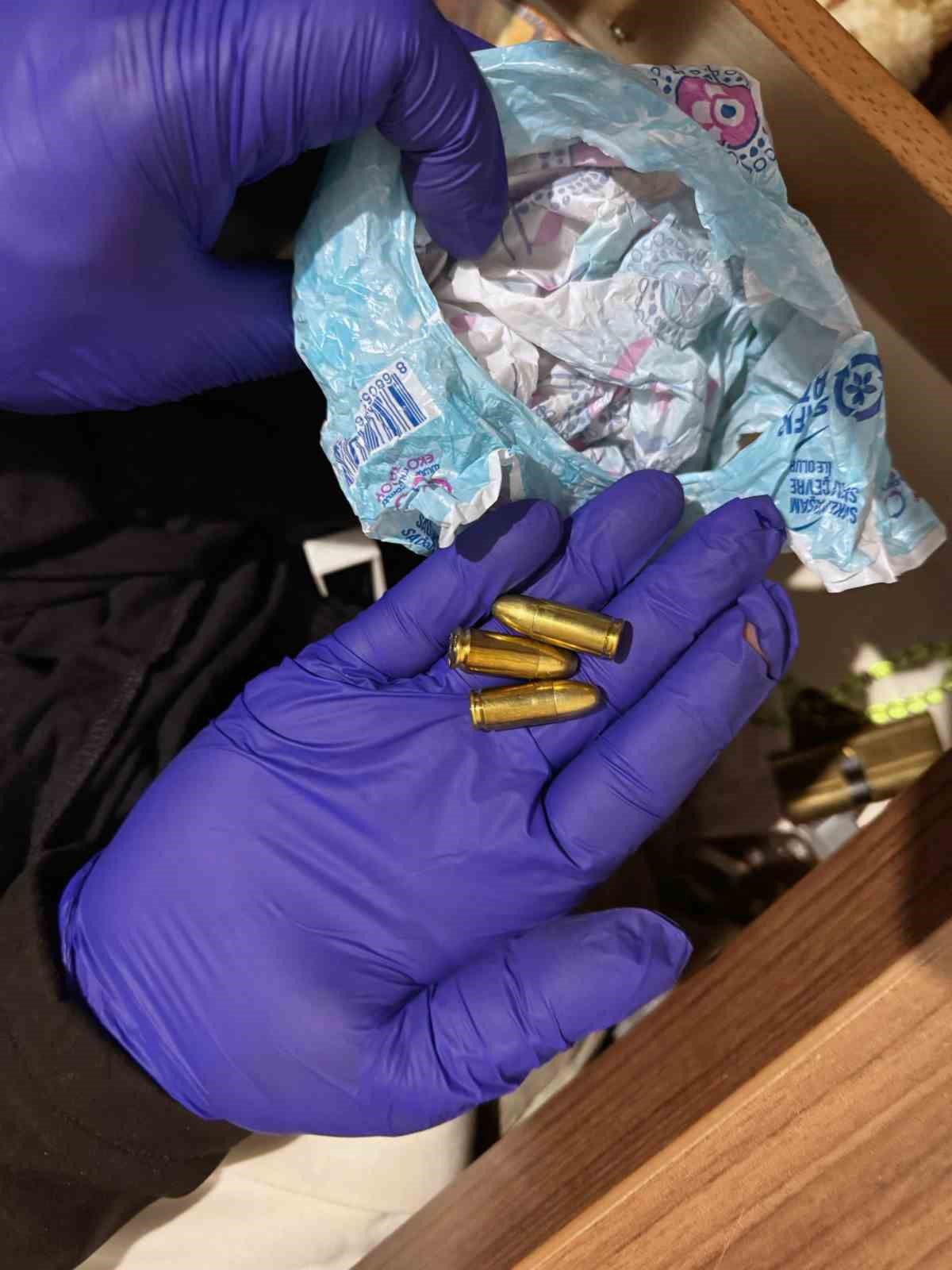 &rsquo;Daltonlar&rsquo; ve &rsquo;Casperler&rsquo; su&ccedil; &ouml;rg&uuml;t&uuml; operasyonunda 8 tutuklama
