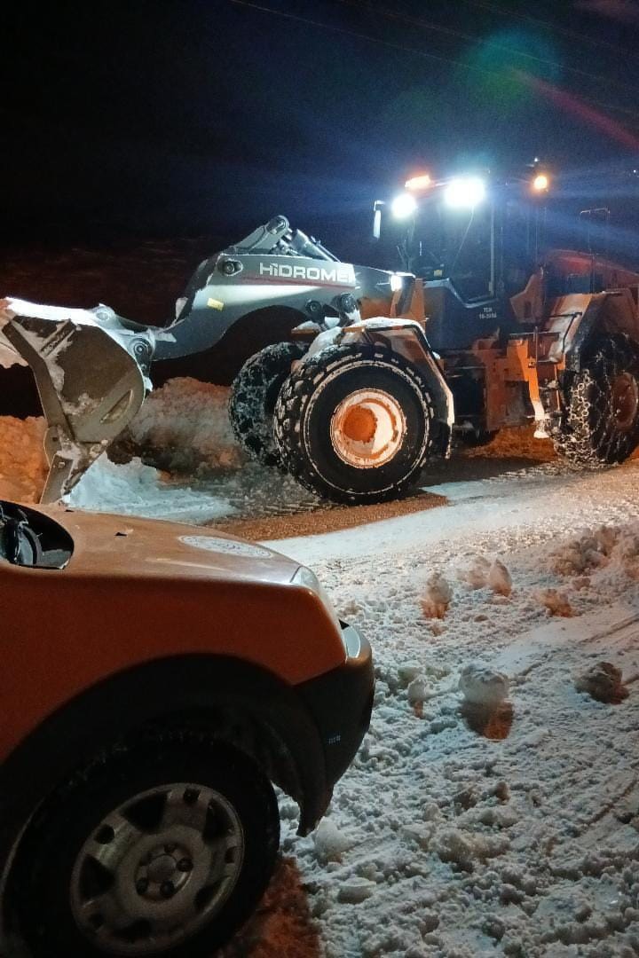 G&uuml;m&uuml;şhane&rsquo;de Yağmurdere karayoluna &ccedil;ığ d&uuml;şt&uuml;
