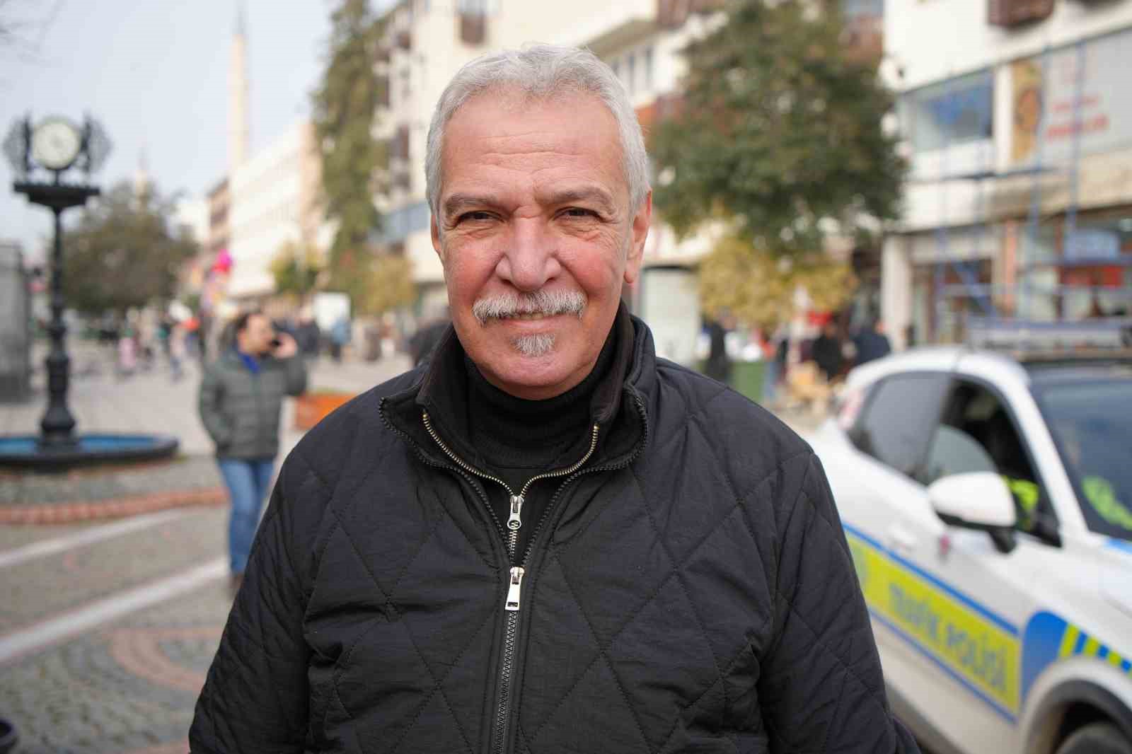 Edirne&rsquo;de "Sosyete Pazarı"nın kapatılmasına esnaftan tepki
