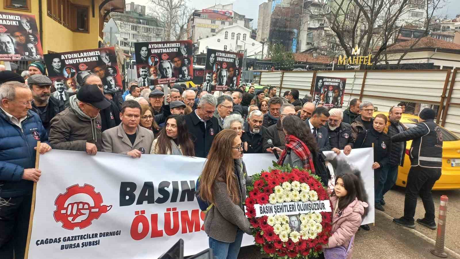 Uğur Mumcu için Bursa’da sevgi yürüyüşü