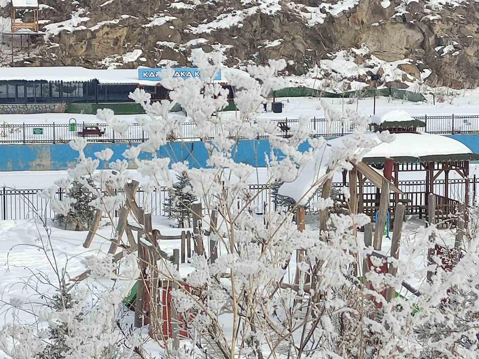 G&ouml;le il&ccedil;esi eksi 20 dereceyle dondu
