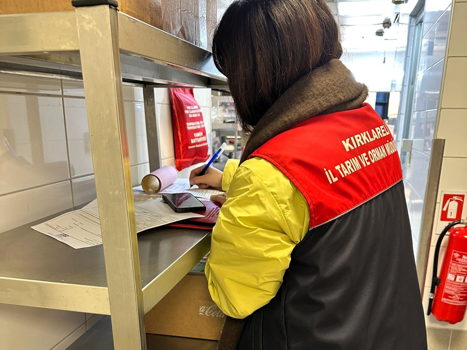 L&uuml;leburgaz&rsquo;da gıda &uuml;r&uuml;nleri mercek altında
