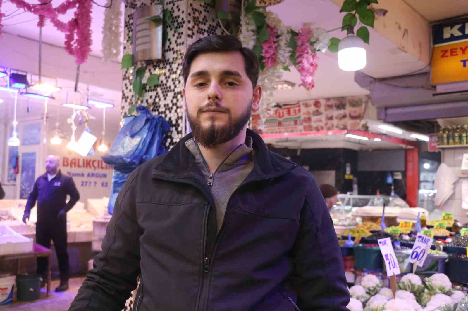 Pazarın g&ouml;zdesi kış sebzeleri oldu
