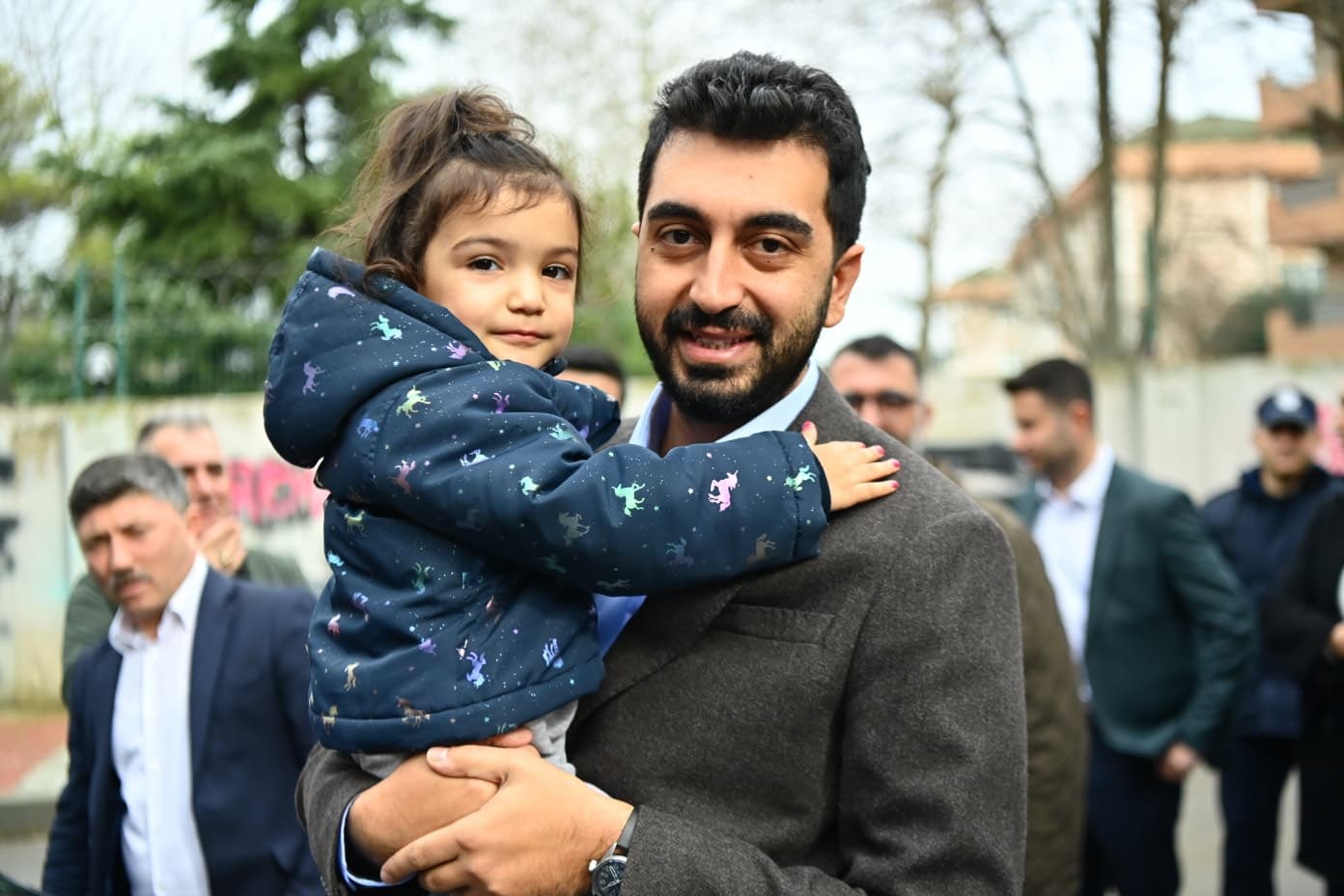 Tuzla&rsquo;da yeni a&ccedil;ılan "Oyun Parkı Sokağı" yarıyıl şenliğinde &ccedil;ocukları buluşturdu
