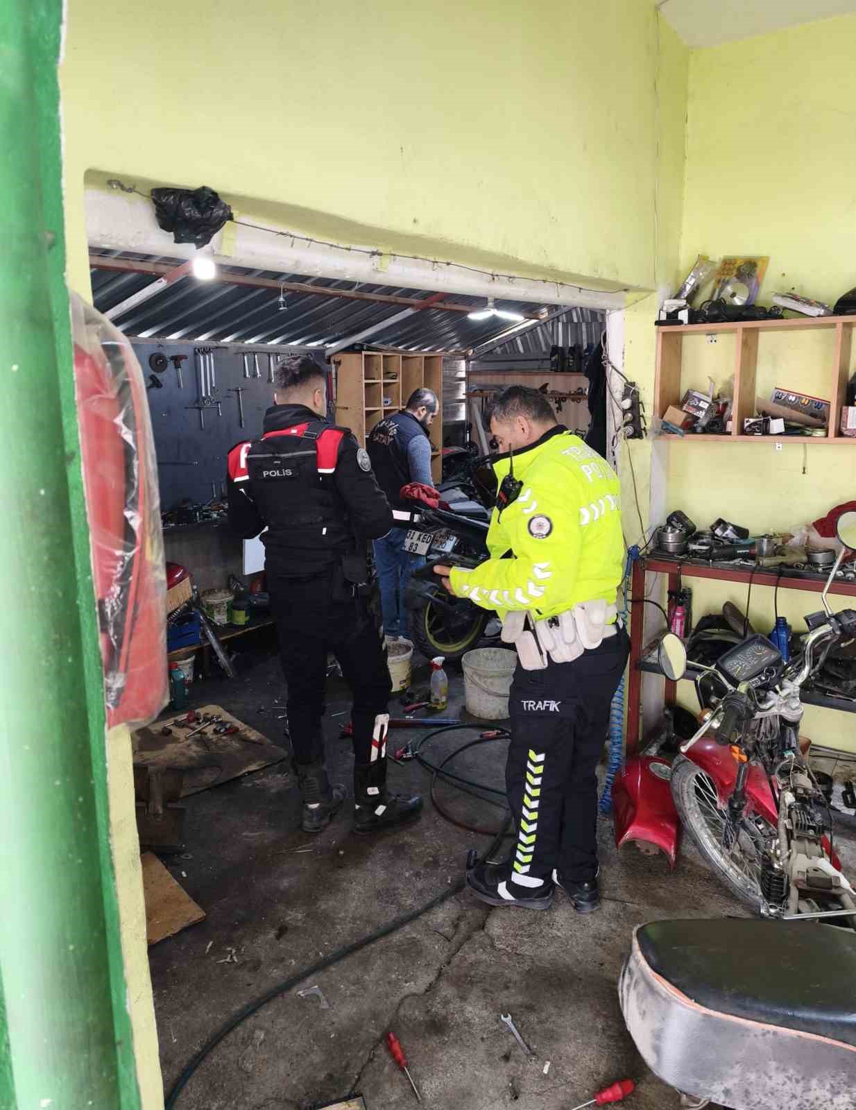 D&ouml;rtyol&rsquo;da motosiklet tamircileri denetlendi
