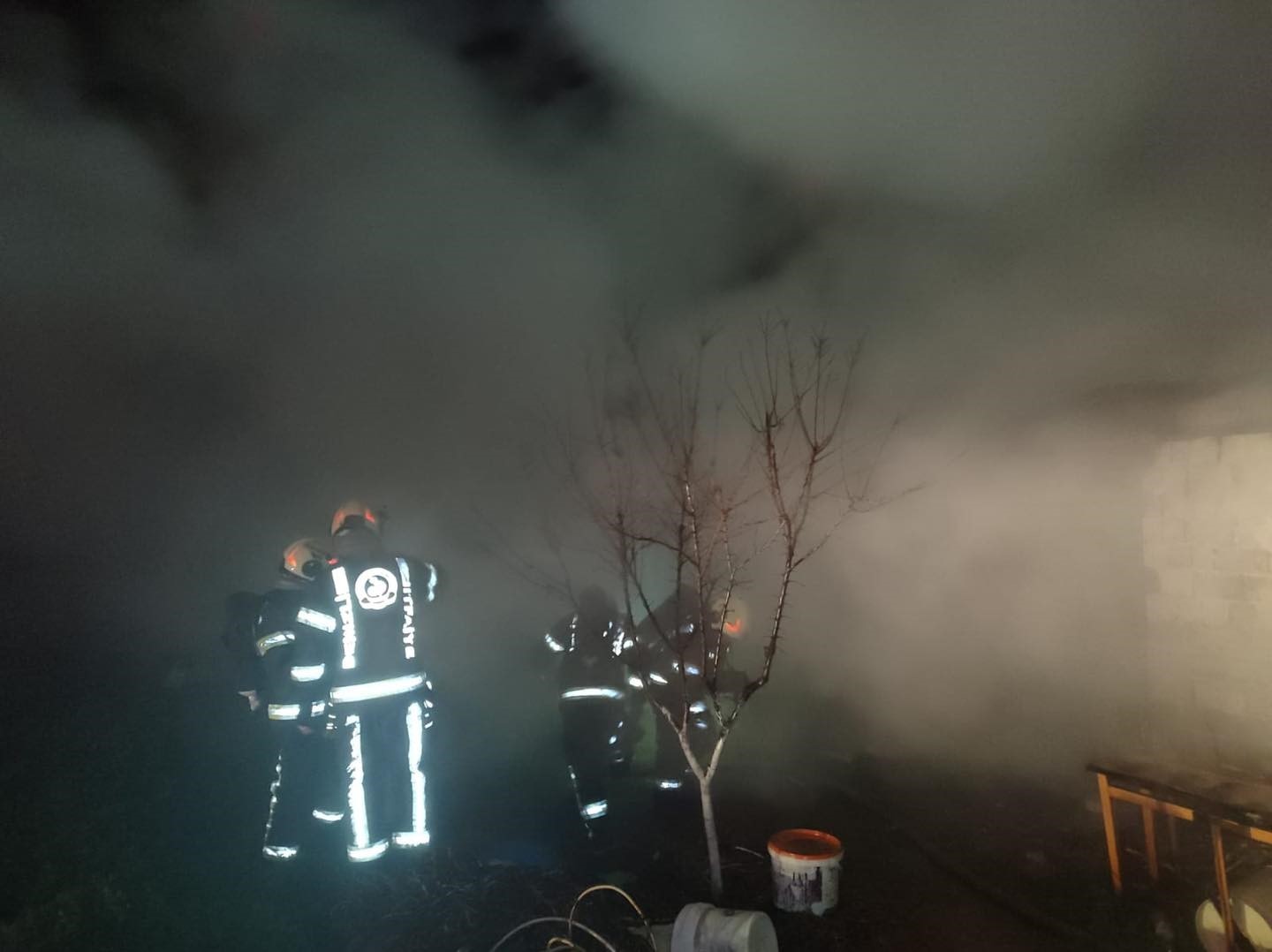 Samanlık yangını korkuttu
