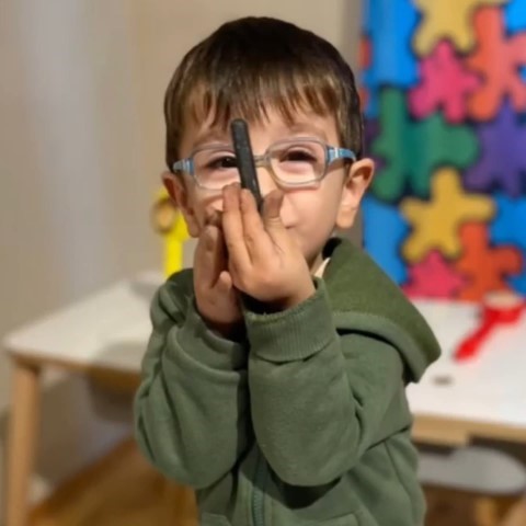 Grip sandılar, Boca vir&uuml;s&uuml; &ccedil;ıktı: 7 yaşındaki Kaan 4 yıldır yatağa mahkum yaşıyor