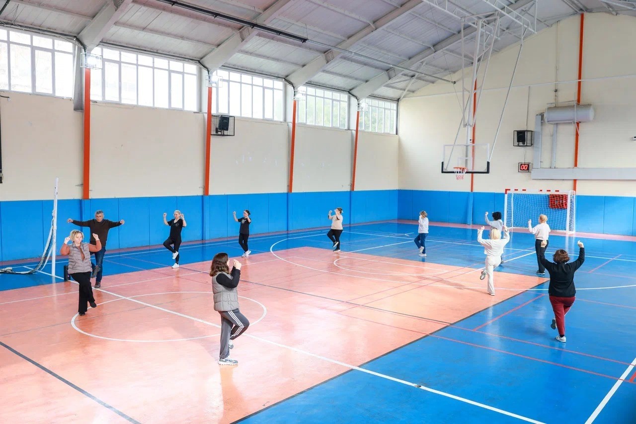 Yunusemre Belediyesinden halk oyunları kursu
