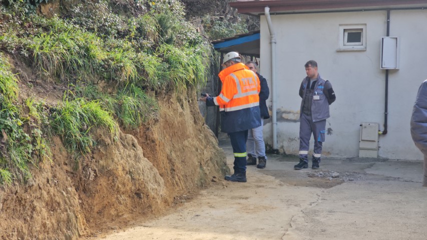 Zonguldak&rsquo;ta metan gazı paniği: Kombi alarm verdi, 6 kişilik aile tahliye edildi