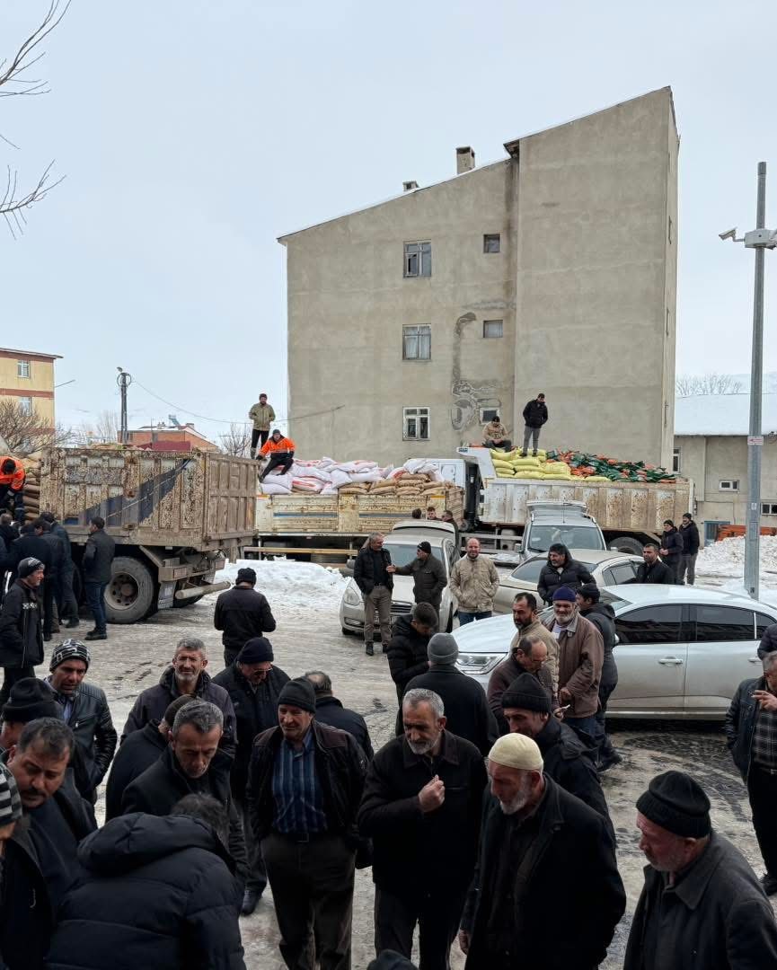 Demir&ouml;z&uuml;&rsquo;nde 210 &ccedil;ift&ccedil;iye tarımsal destek sağlandı
