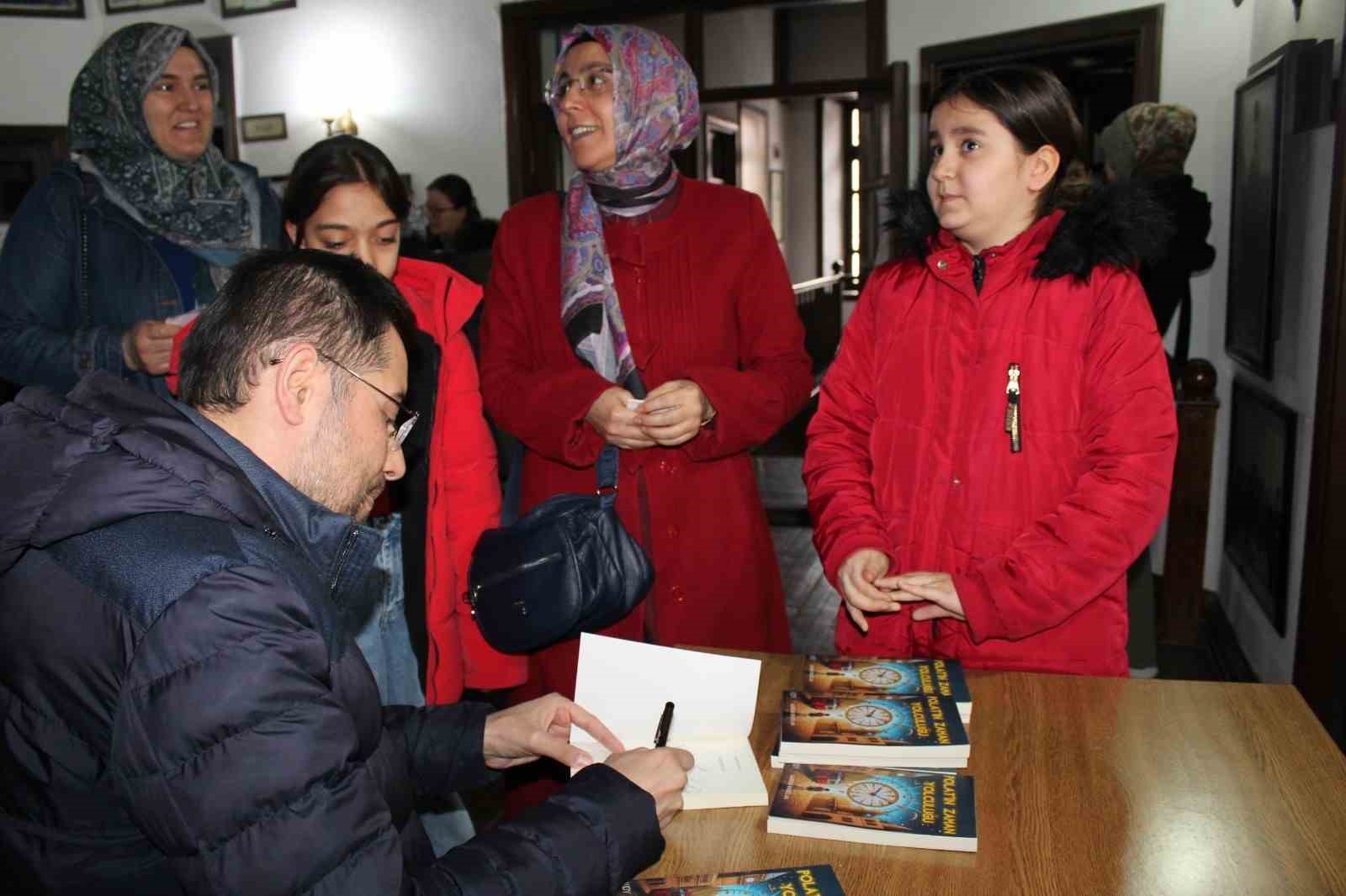 Bor K&uuml;t&uuml;phanesi&rsquo;nde &rsquo;Rabbani Sanat Matematik&rsquo; s&ouml;yleşisi yoğun ilgi g&ouml;rd&uuml;
