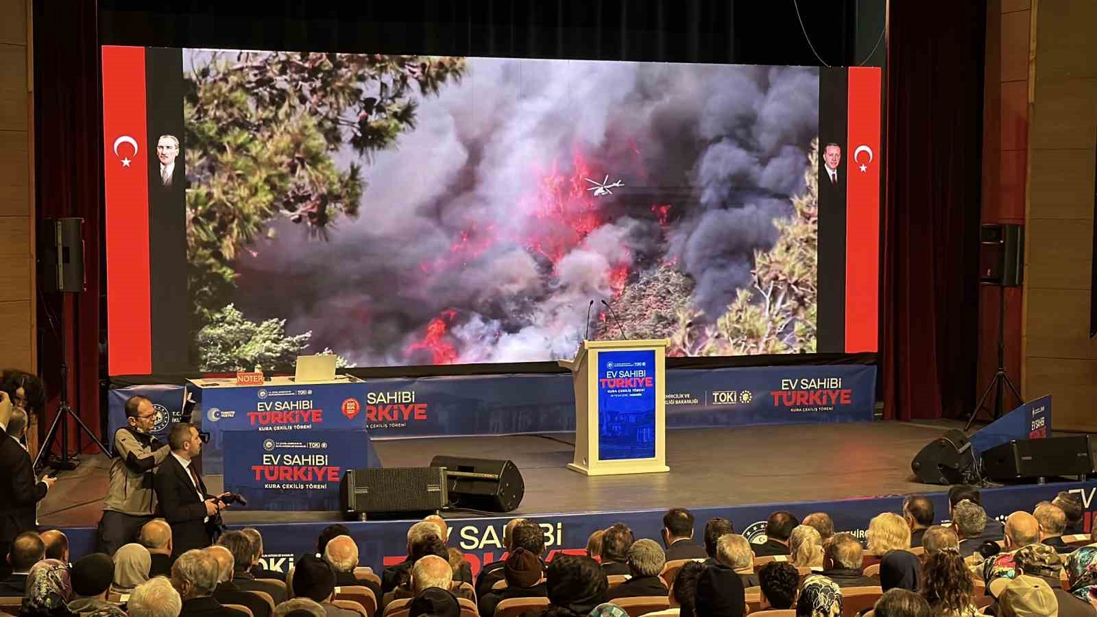 Karab&uuml;k&rsquo;te bin 600 konutun hak sahipleri kura ile belirlendi
