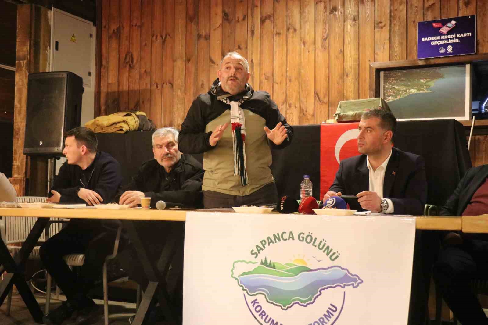 STK temsilcileri Sapanca G&ouml;l&uuml; i&ccedil;in toplandı
