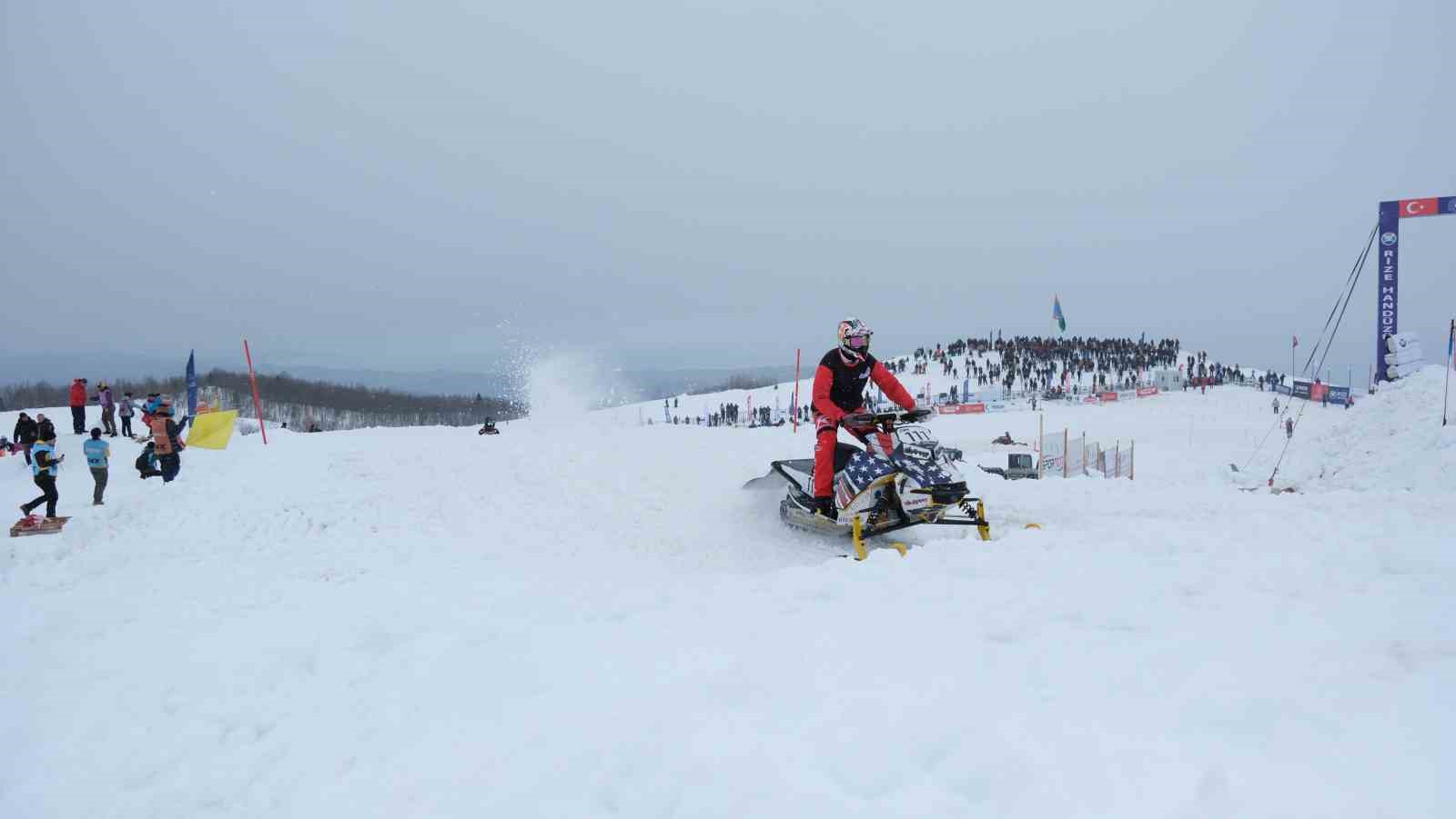SNX Türkiye Dünya Kar Motosikleti Şampiyonası Rize’de başladı