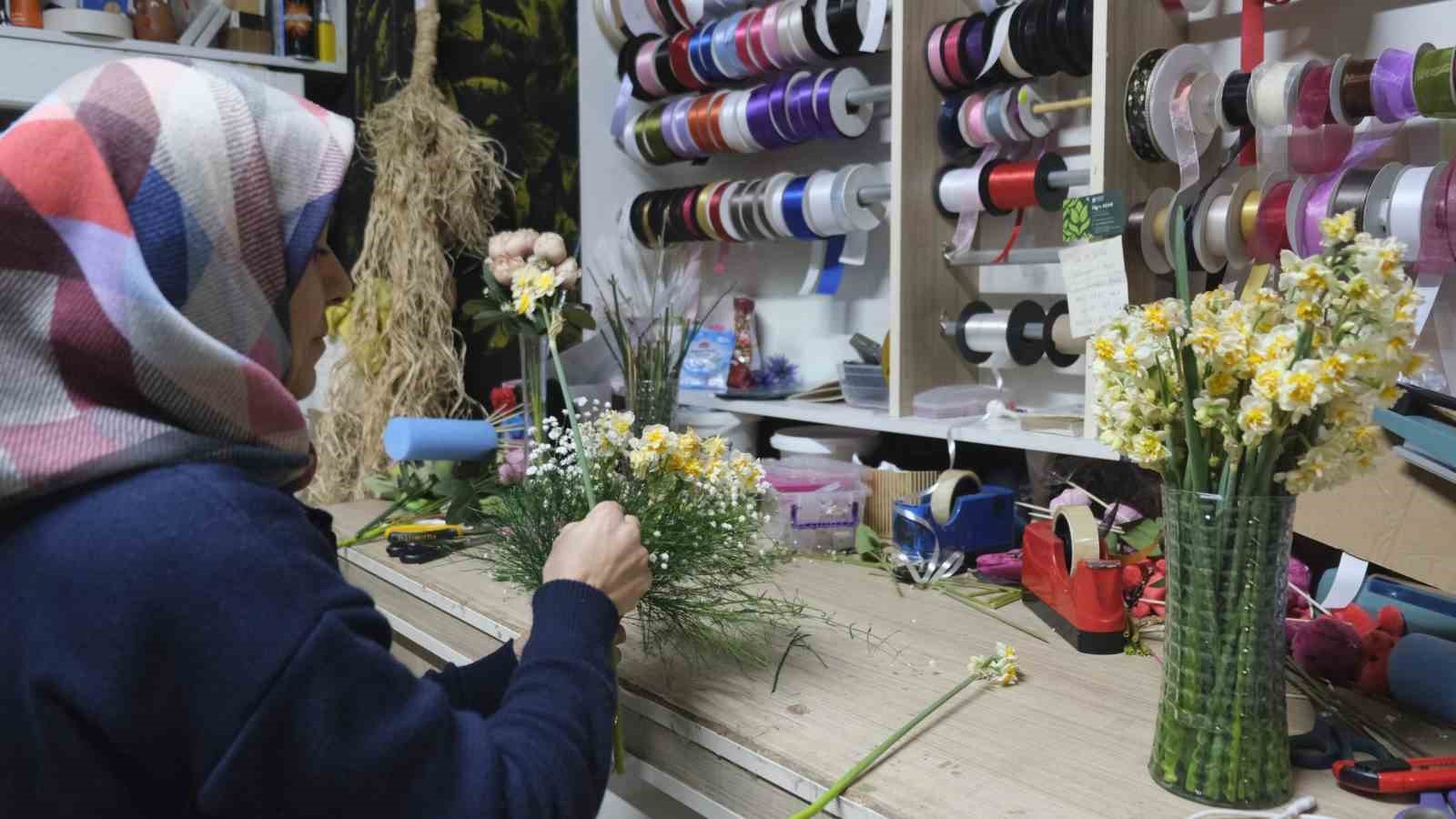 &rsquo;&Ccedil;i&ccedil;eklerin annesi&rsquo; nergis b&uuml;y&uuml;k ilgi g&ouml;r&uuml;yor
