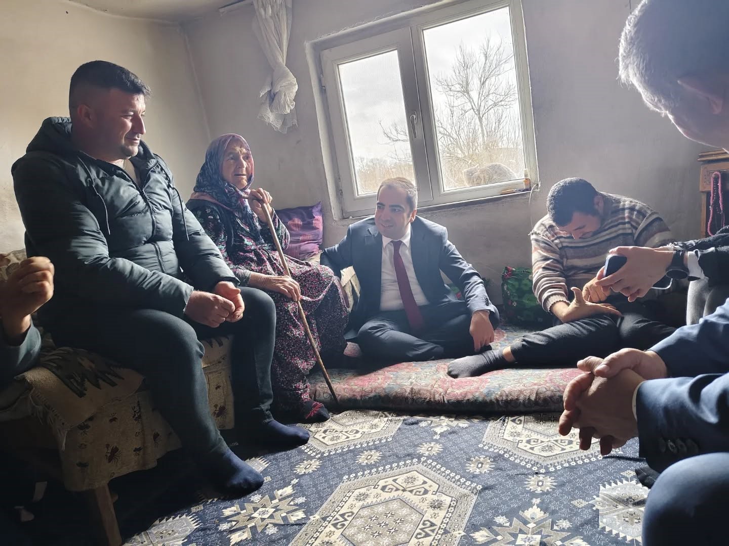 Yenipazar&rsquo;da vatandaşlarla birebir temas
