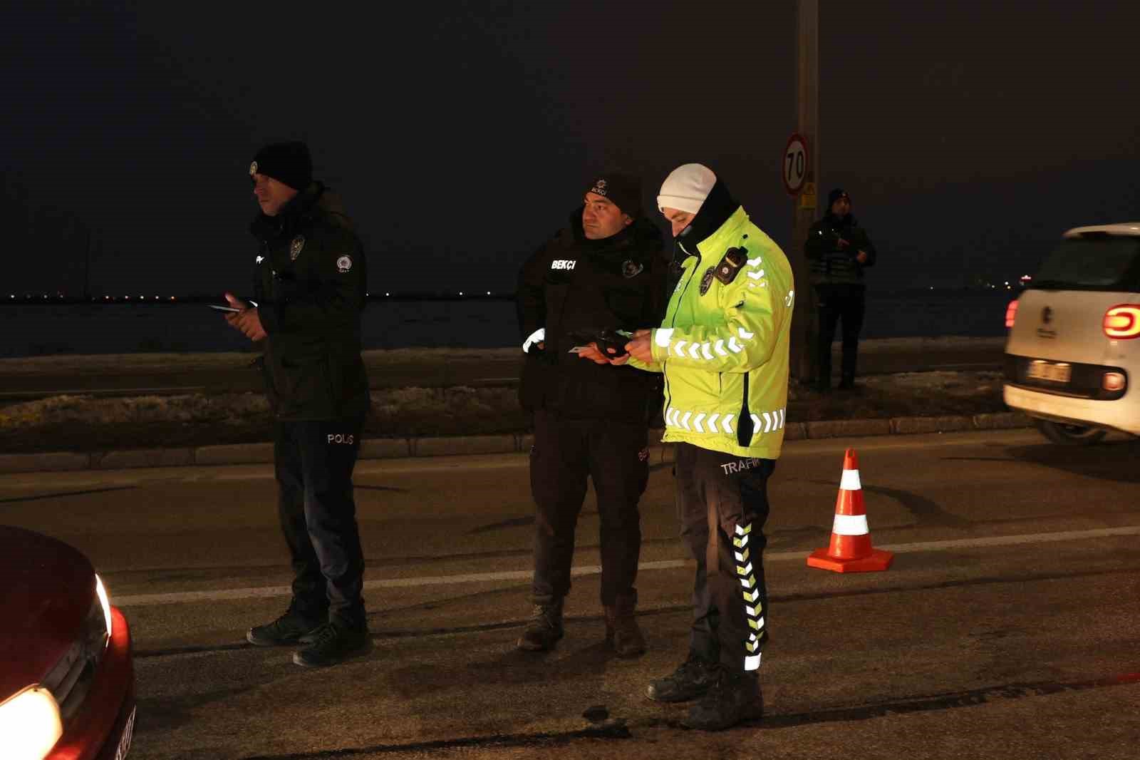 Erzurum polisinden şok uygulamalar