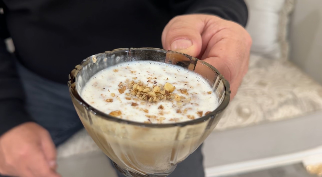 "Yapamazsın" diyenlere inat yetiştirdiği safran ve salebi evinde t&uuml;ketiyor
