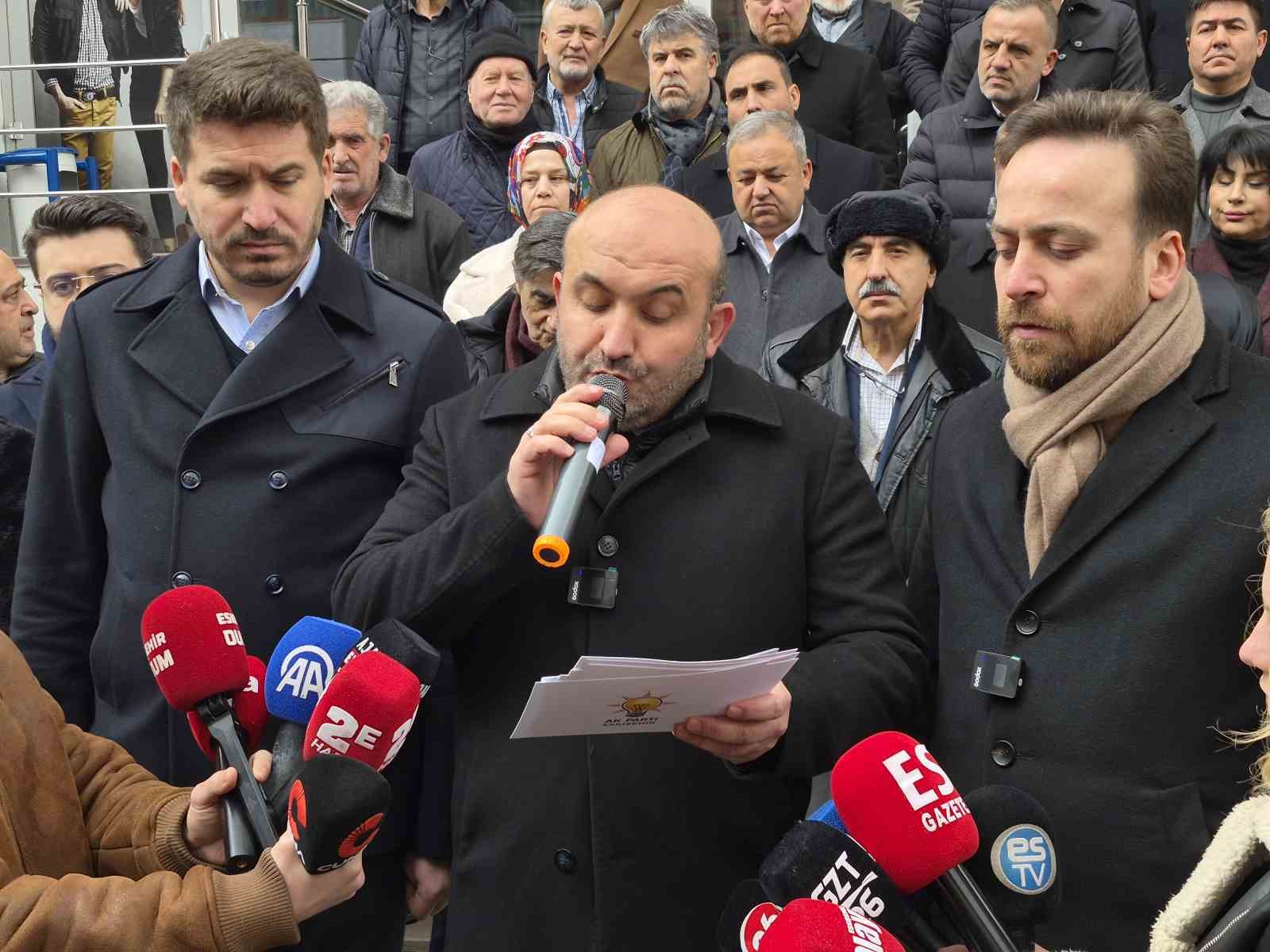 Başkan Albayrak: "Şehirde sel varken, vatandaş evinde elini yıkayacak su bulamadı"