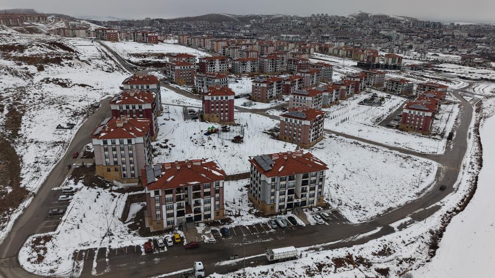 Asrın inşasında Elazığ&rsquo;da 14 bin konut yapıldı