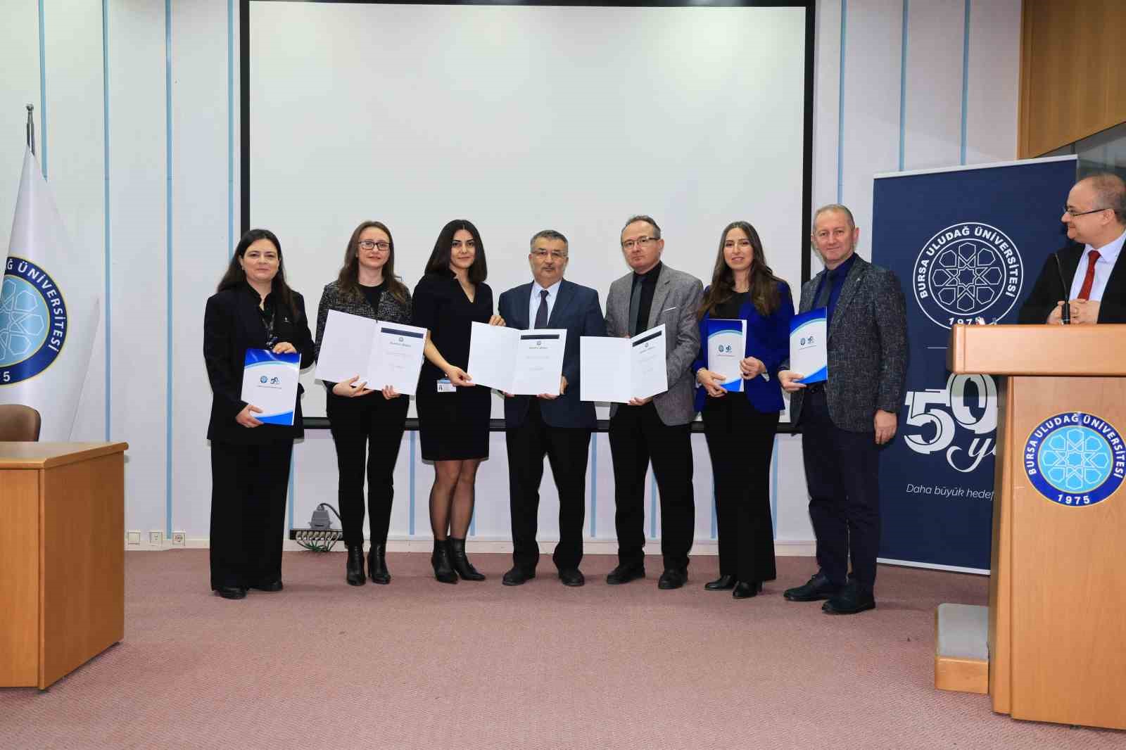 BU&Uuml;&rsquo;de akredite olan programlara teşekk&uuml;r belgesi
