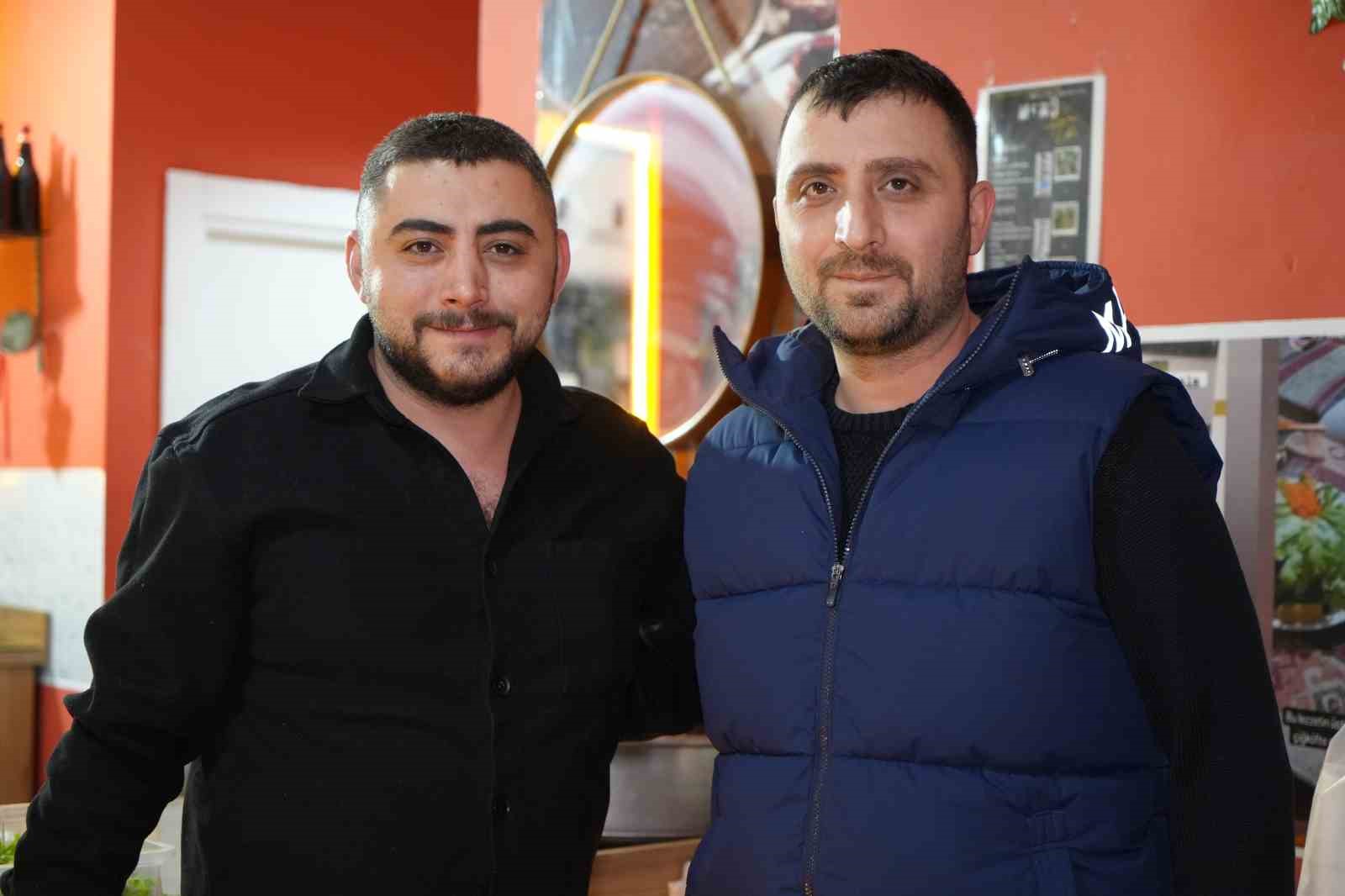 6 Şubat depremlerinde hayatları değişti: 15 saniye farkla kurtulan çiğköfteci kardeşlerin umut dolu yaşamı