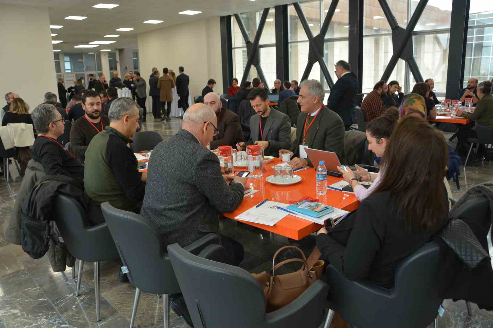 Prof. Dr. Scachner: "Anadolu, her zaman iklimin oynaklığına maruz kalan bir b&ouml;lge olmuştur"
