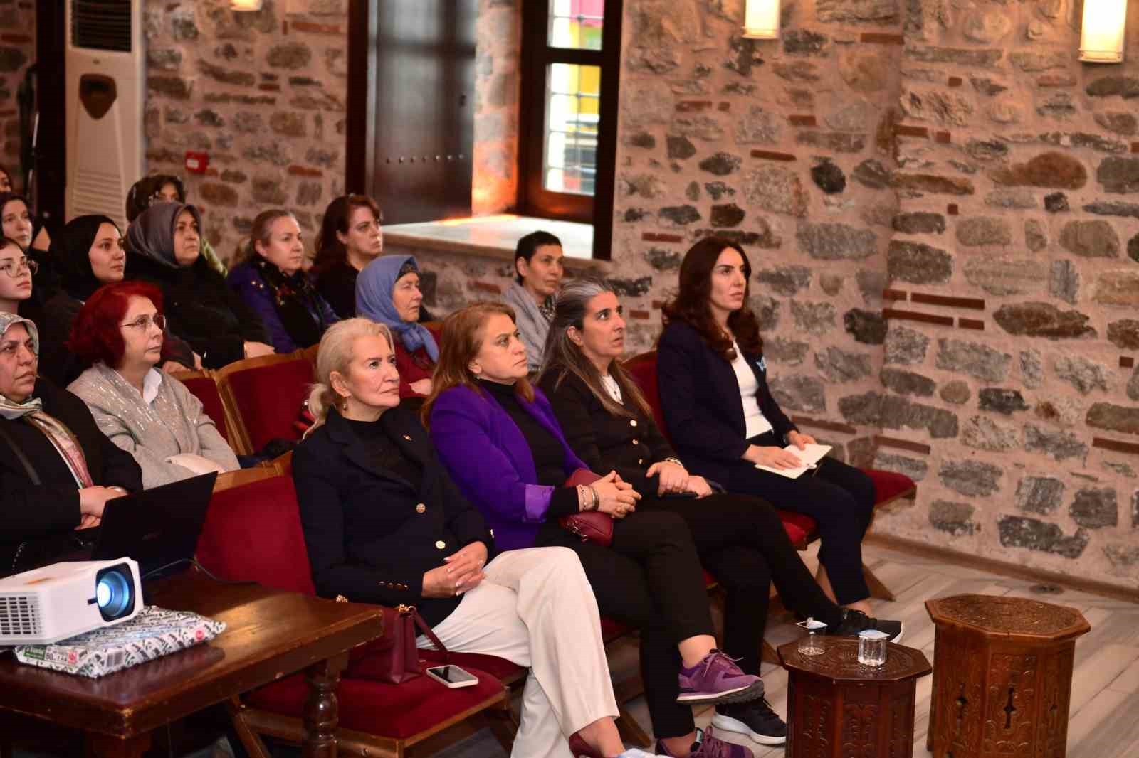 Osmangazi&rsquo;den rahim ağzı kanserine karşı farkındalık etkinliği
