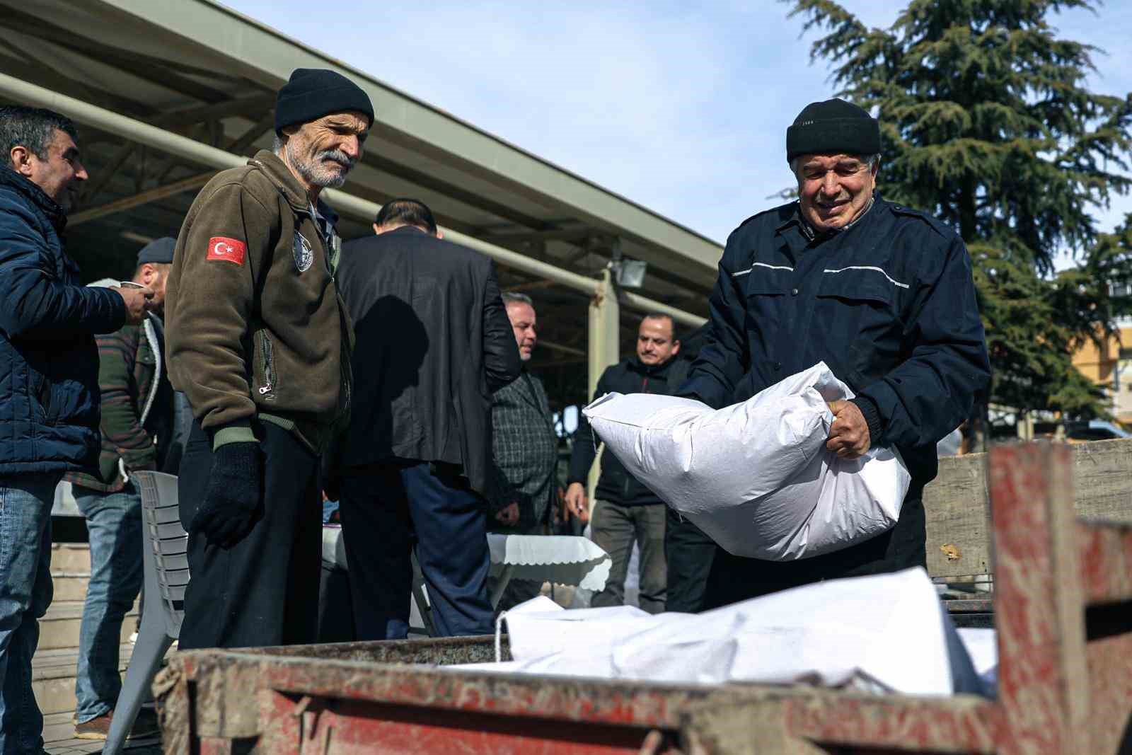 Bursa&rsquo;da kırsal &uuml;retime B&uuml;y&uuml;kşehir&rsquo;den destek
