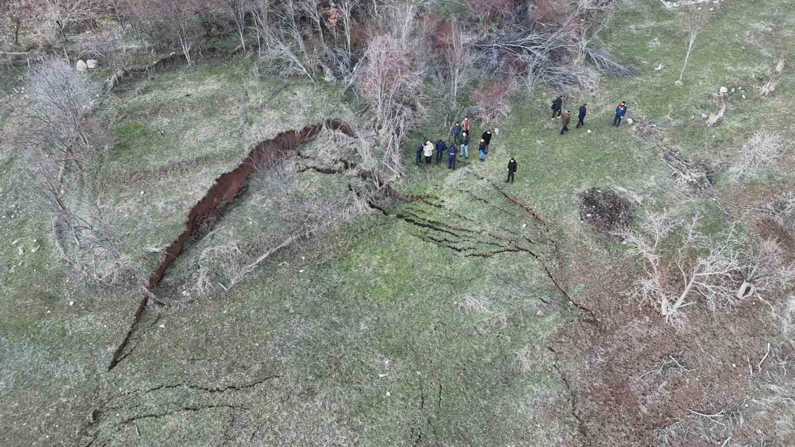 Sivas&rsquo;ta heyelan paniği
