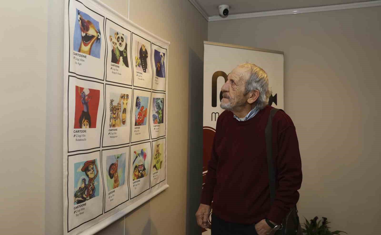 Mersin&rsquo;de &lsquo;Sinemanın İlham Veren Anıları&rsquo; sergisi a&ccedil;ıldı
