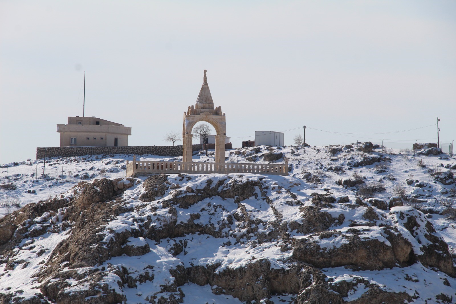 Gabar Dağı eteklerindeki Mağara k&ouml;y&uuml; yeniden canlanıyor