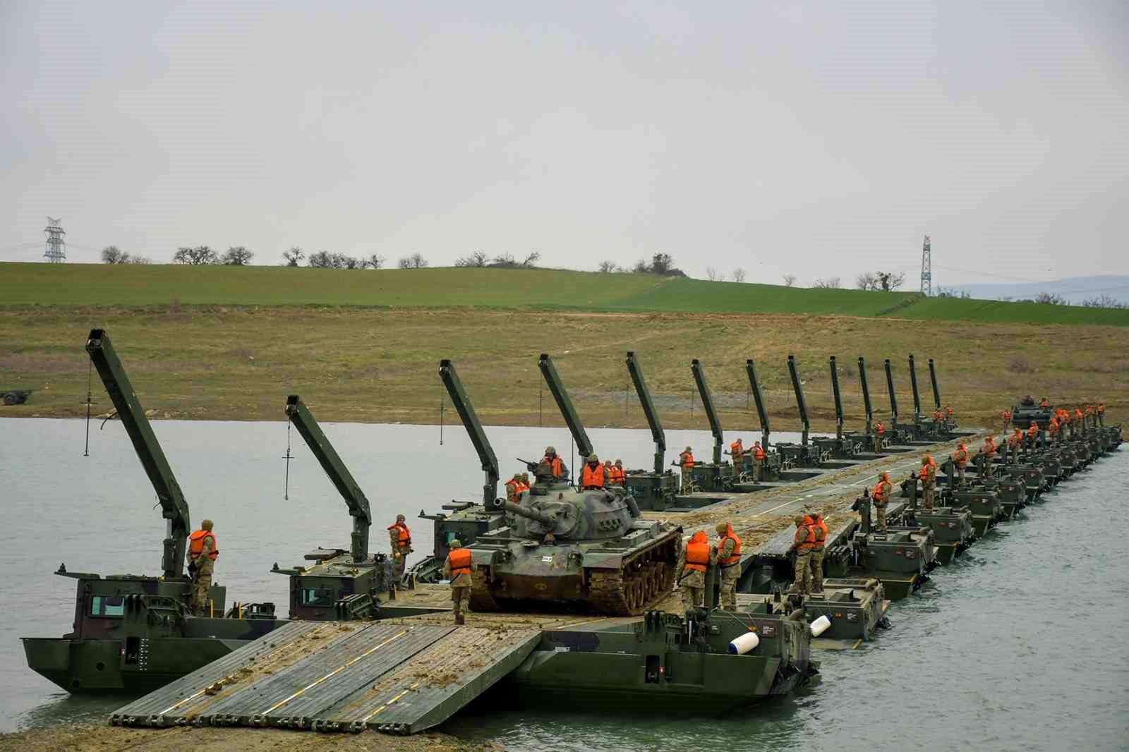 Kırklareli&rsquo;nde "durgun sulardan ge&ccedil;iş eğitimi" başarıyla tamamlandı
