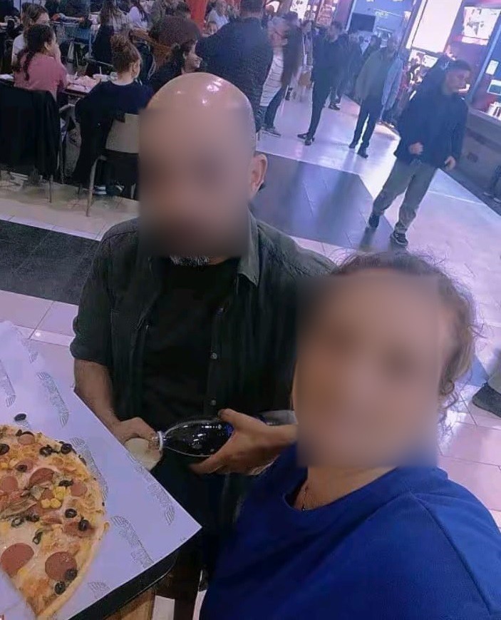 İzmir&rsquo;de 85 yaşındaki anneannesini dolandırdığı iddia edilen torun ve su&ccedil; ortağı tutuklandı
