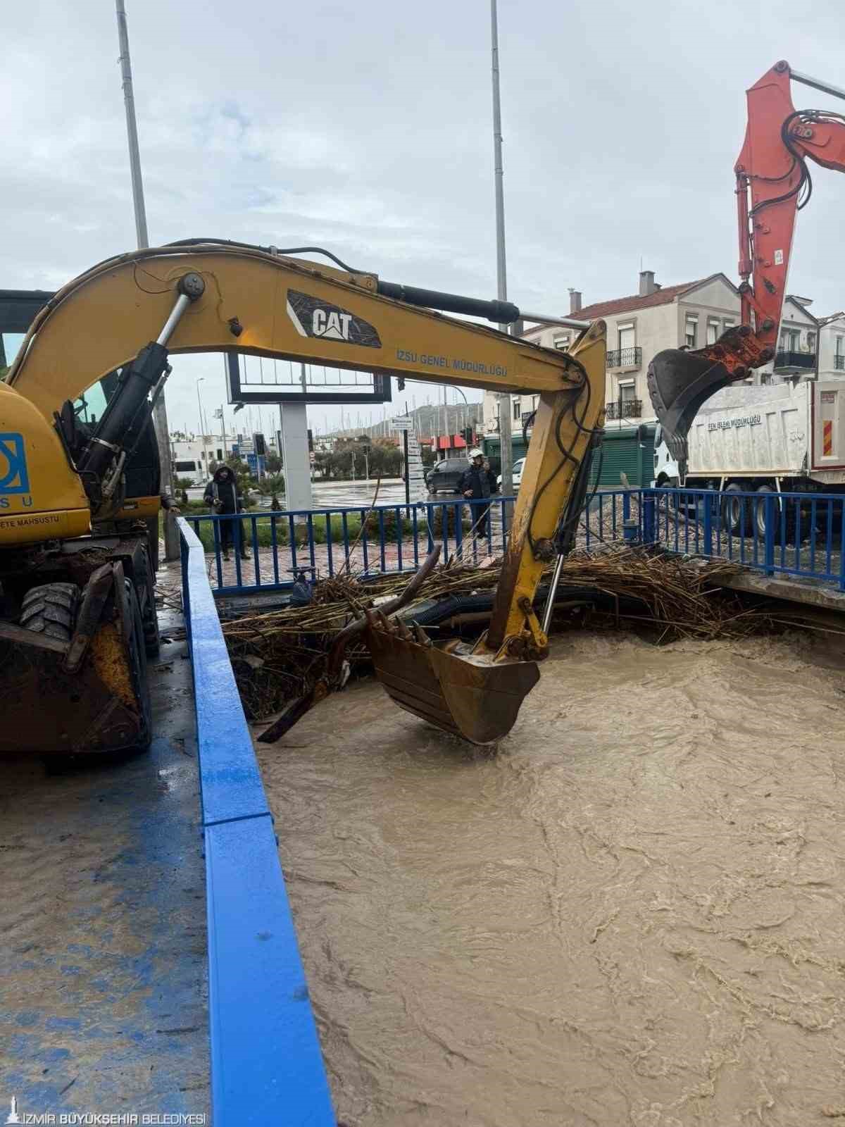 İzmir, 6 g&uuml;ndeki yağışla şubat ayı ortalamasını aştı

