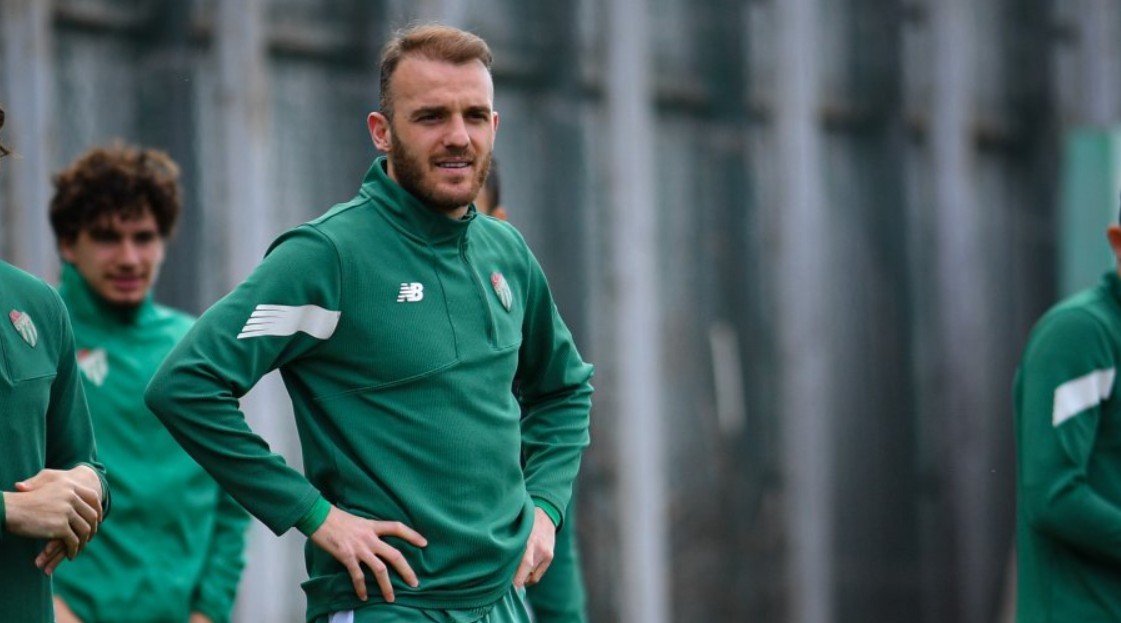 Bursaspor Isparta deplasmanı i&ccedil;in yola &ccedil;ıkıyor
