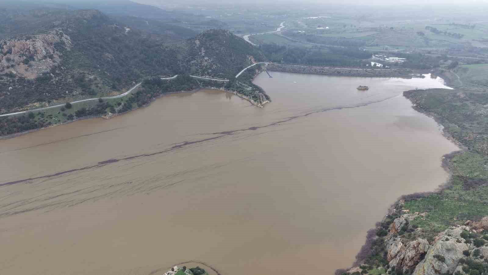 &Ccedil;anakkale&rsquo;de barajlar doldu, Sarı&ccedil;ay taşabilir

