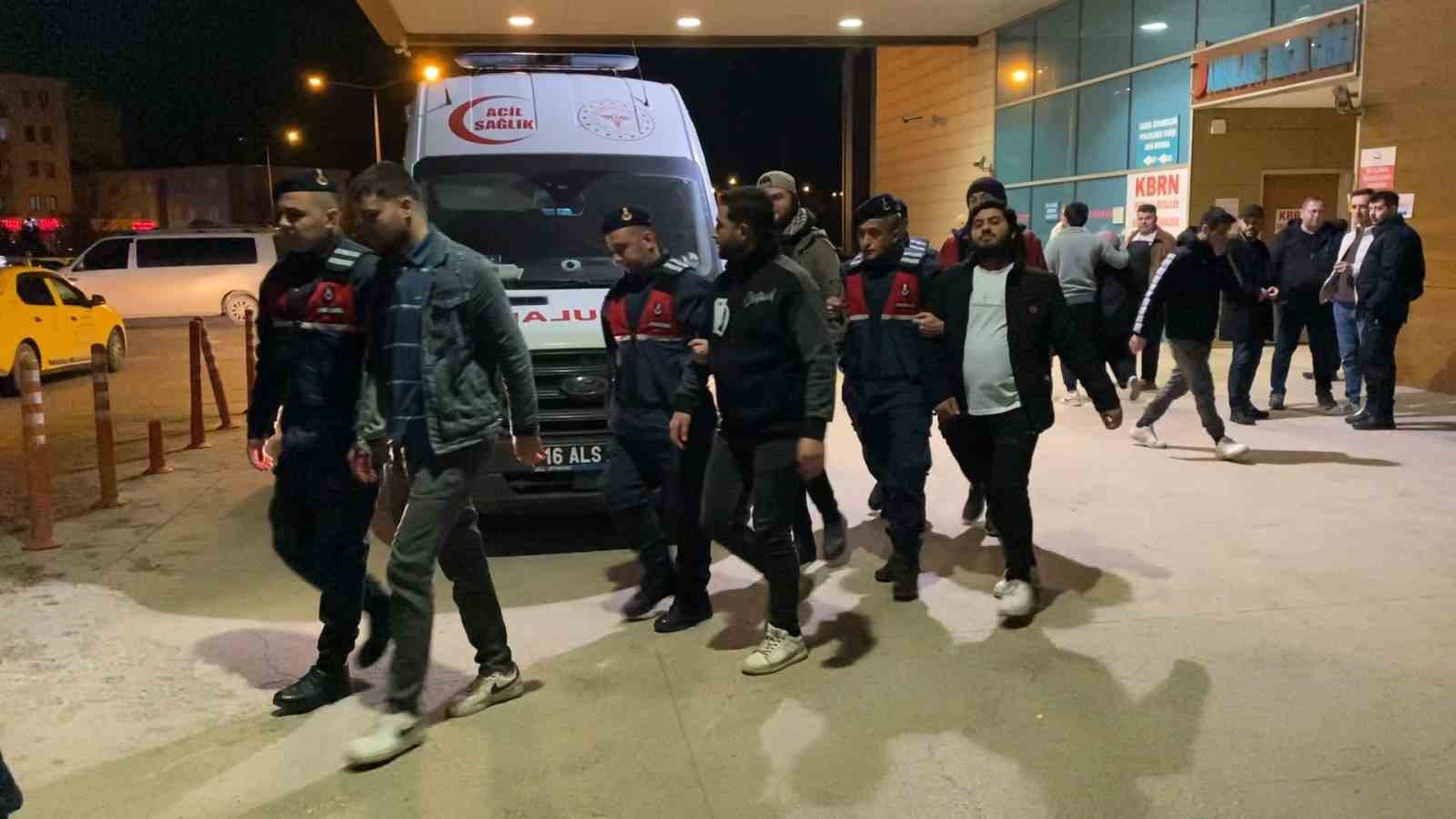 İneg&ouml;l&rsquo;de ka&ccedil;ak g&ouml;&ccedil;menler yakalandı
