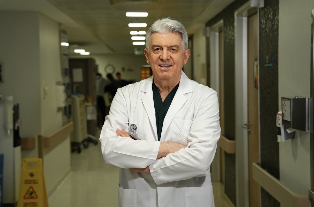 T&uuml;rkiye&rsquo;de ilk kez g&ouml;r&uuml;len dev anevrizma neştersiz iyileşti
