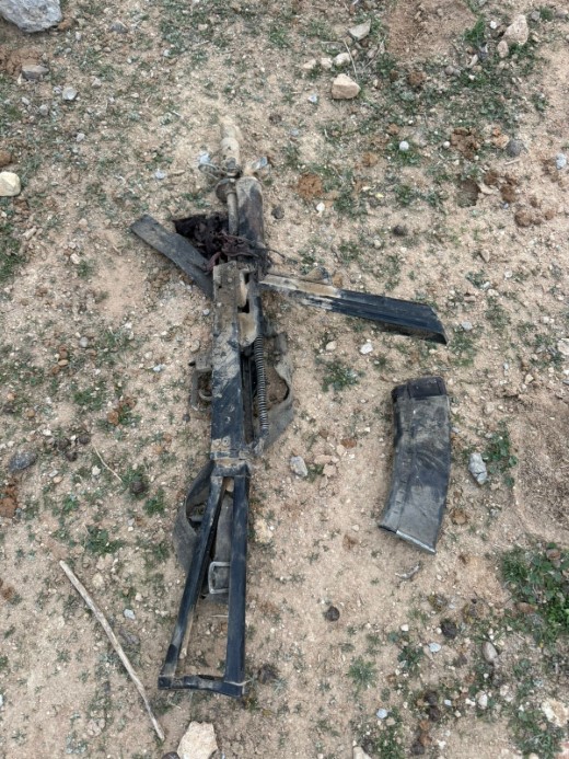 Irak'ta yakalanmak &uuml;zere olan 3 DEAŞ'lı ter&ouml;rist intihar saldırısı d&uuml;zenledi