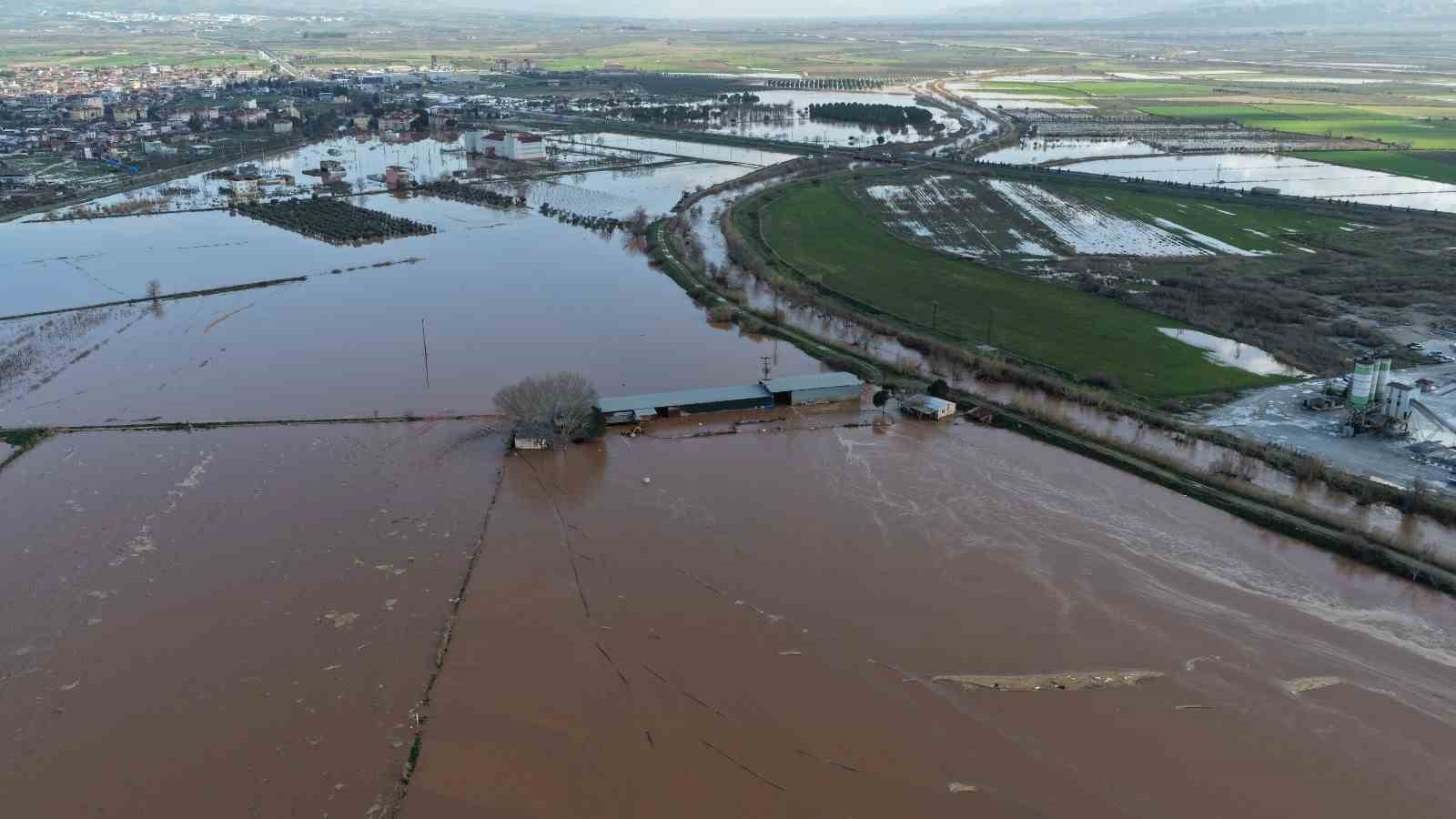 Salihli&rsquo;de felaketin boyutu havadan g&ouml;r&uuml;nt&uuml;lendi
