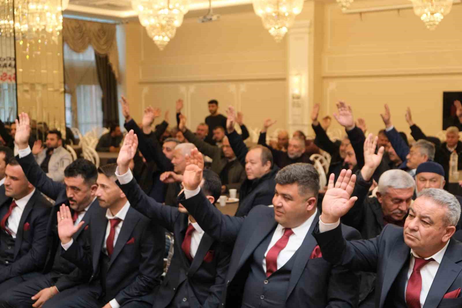 Halk Otob&uuml;s&ccedil;&uuml;leri Odası&rsquo;nda Hayrullah Şahin yeniden başkan se&ccedil;ildi
