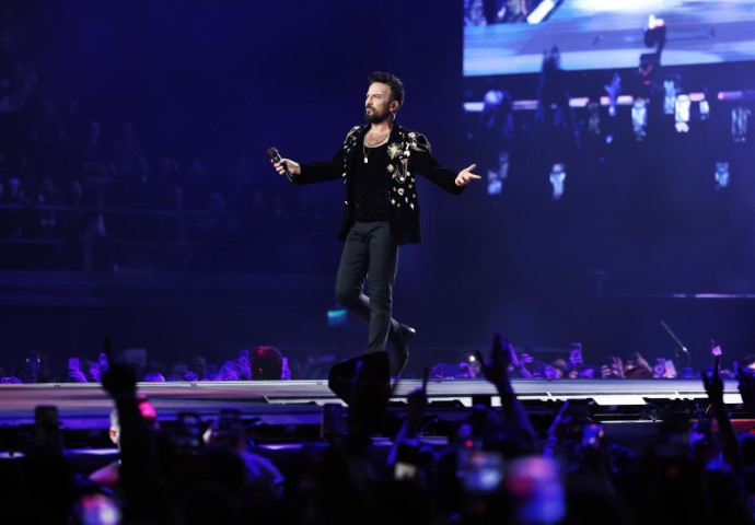 Tarkan&rsquo;ı 9 g&uuml;nd&uuml;r s&uuml;ren konser serisinde yaklaşık 50 bin kişi dinledi