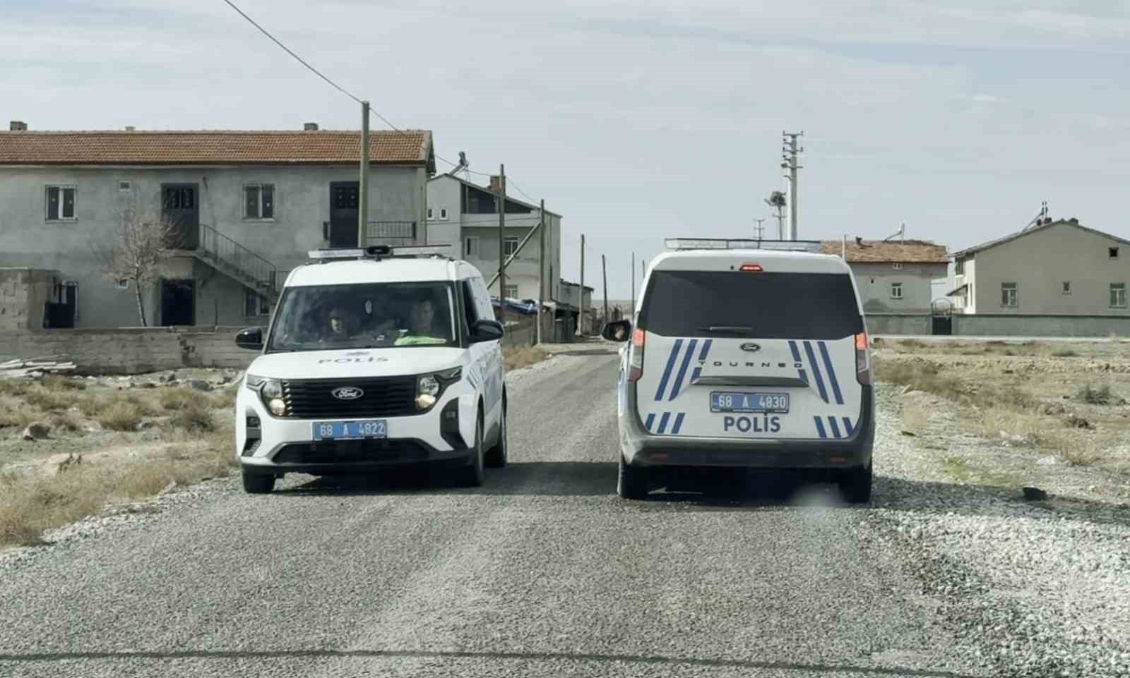 &Ouml;nce motosikletiyle sonra yaya olarak ka&ccedil;tı ama yakalanmaktan kurtulamadı
