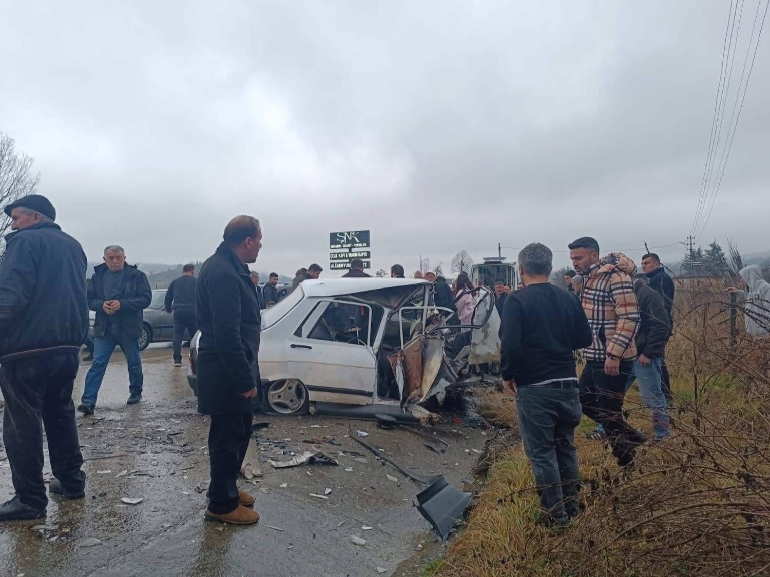 Ordu&rsquo;da iki otomobil &ccedil;arpıştı: 2 yaralı

