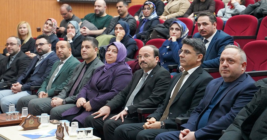 ET&Uuml;&rsquo;de AB ve T&Uuml;BİTAK Destekli Projeler i&ccedil;in &ouml;d&uuml;l t&ouml;reni d&uuml;zenlendi
