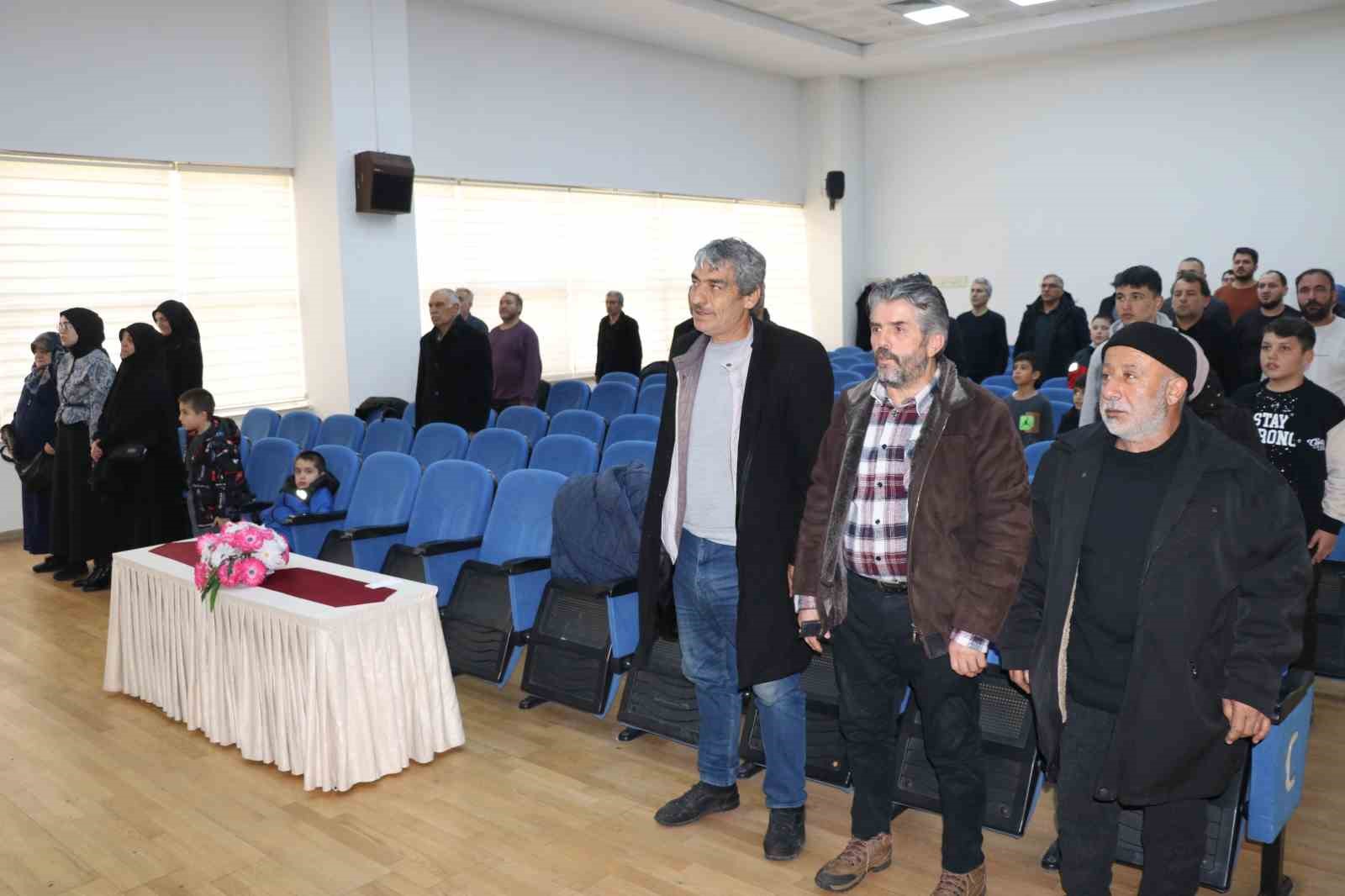 Yakalandığı hastalık, ata tohum m&uuml;cadelesine engel olmadı
