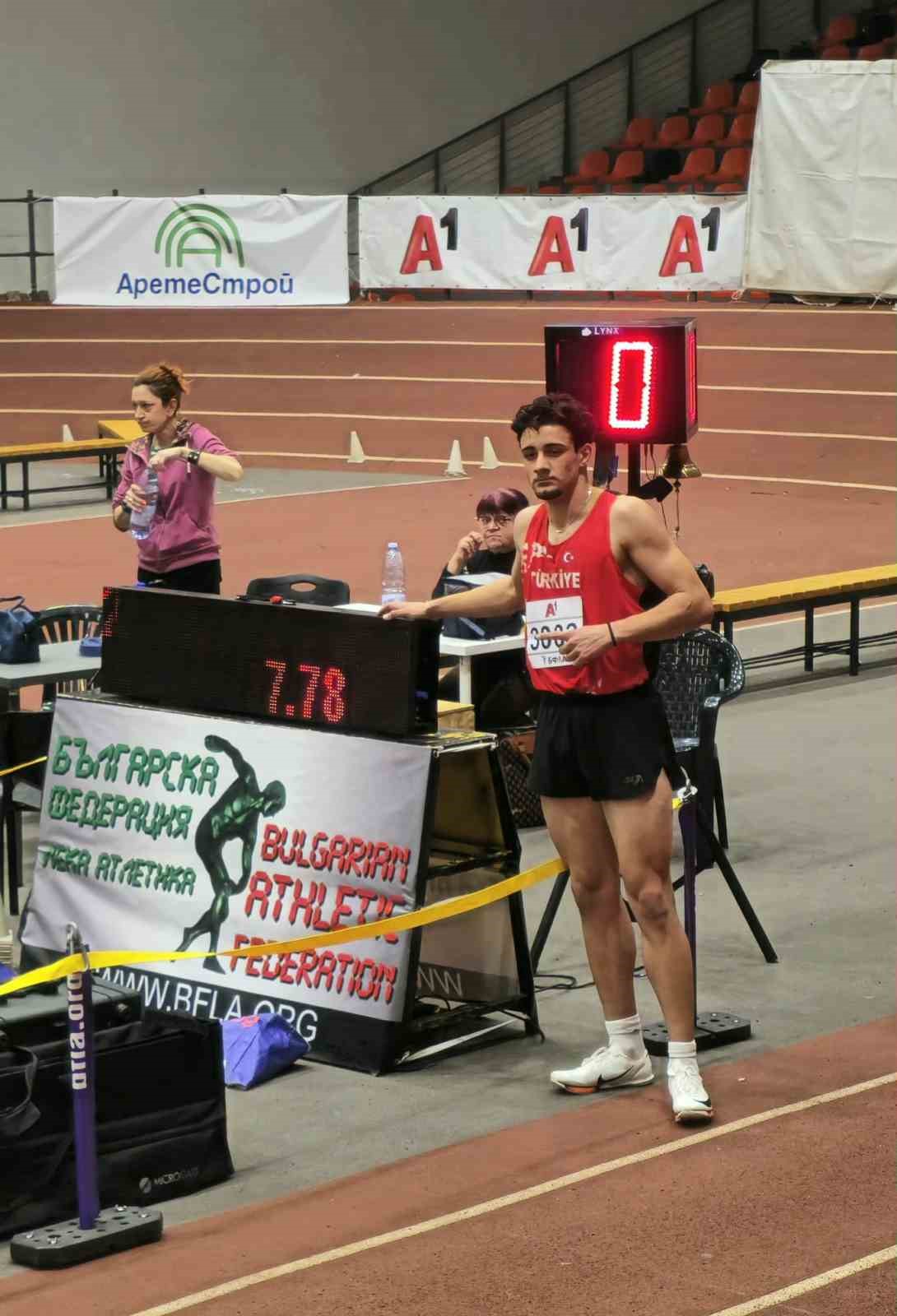 Aydınlı sporcular Sofya&rsquo;dan başarı ile d&ouml;nd&uuml;
