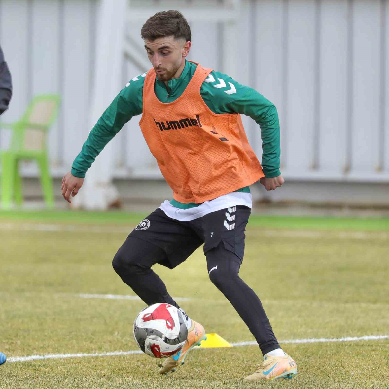 Konyaspor, Corendon Alanyaspor ma&ccedil;ı hazırlıklarına başladı
