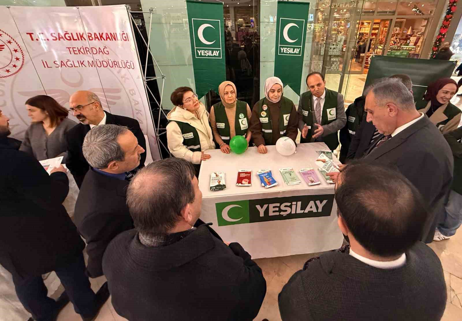 Tekirdağ&rsquo;da mobil sigara bırakma aracı hizmete girdi
